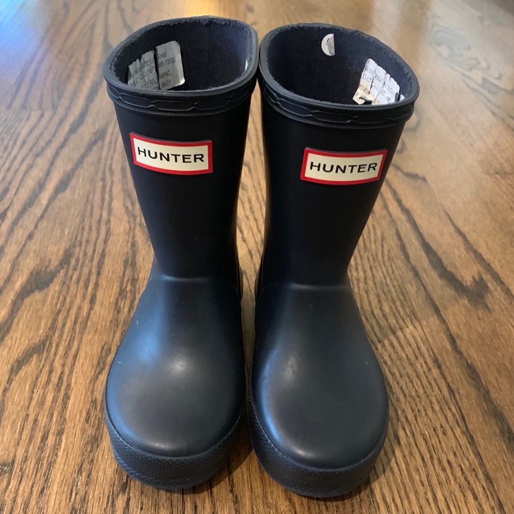Kids Hunter Classic Rain Boot w/ Socks, US 7, Navy